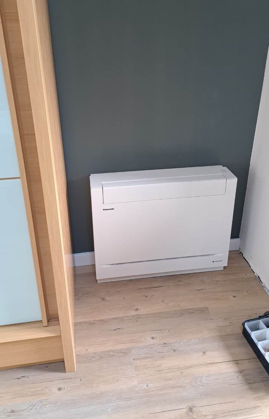 Pompe à chaleur Air/Air installée dans une maison à Hennebont